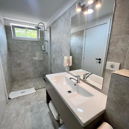 Atmosphere By The Sea 4* Ефоріє-Норд