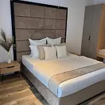 Atmosphere By The Sea 4*