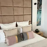 Atmosphere By The Sea 4*