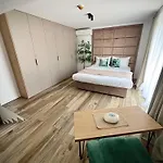 Atmosphere By The Sea 4*