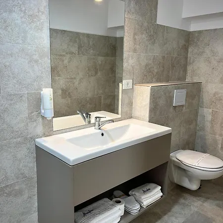 Appart hôtel Atmosphere By The Sea 4*