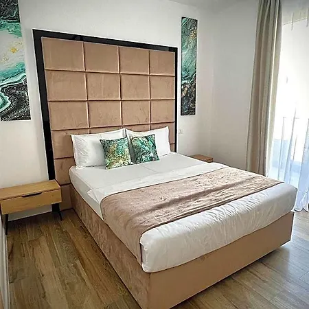 Aparthotel Atmosphere By The Sea